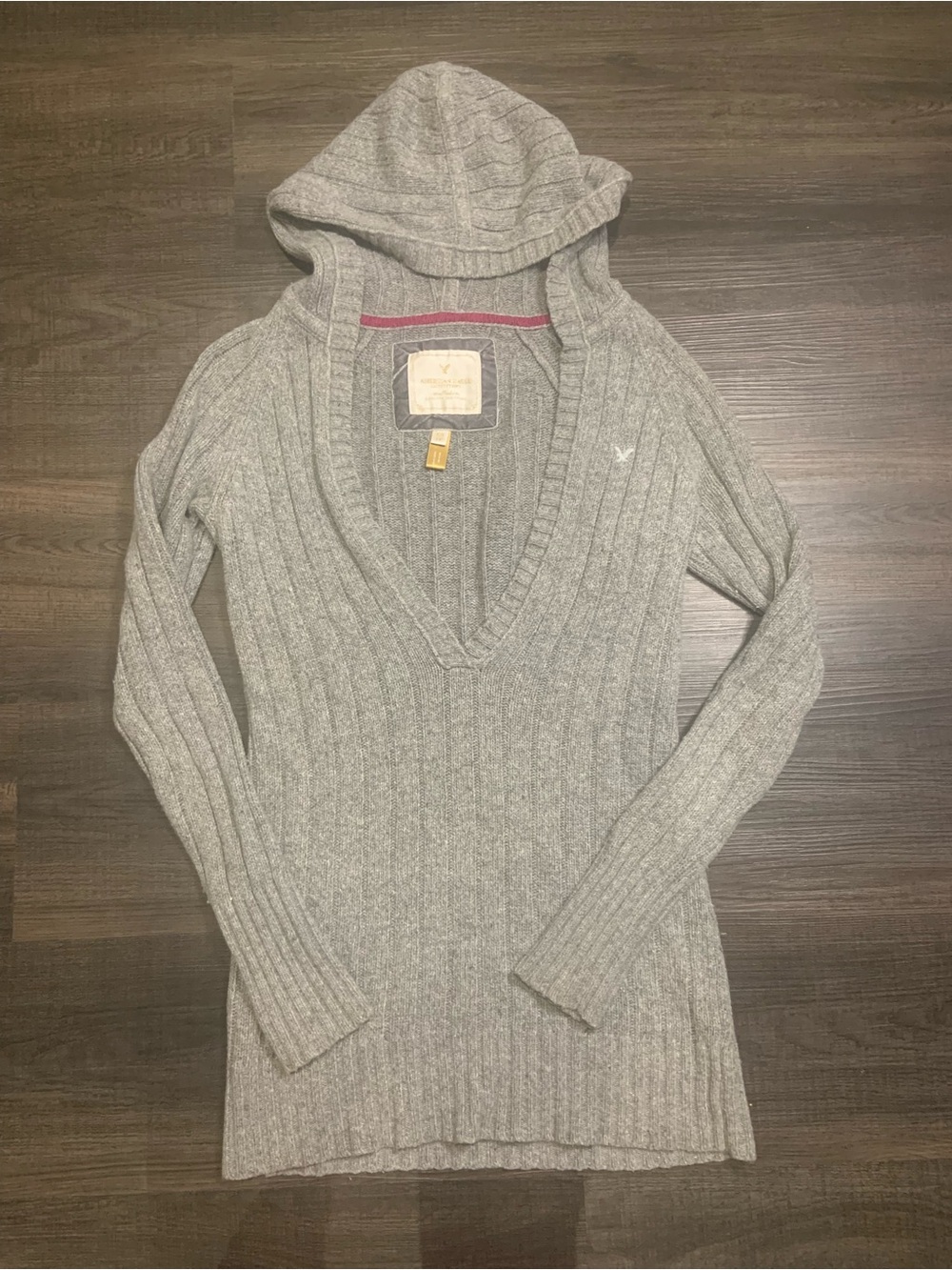 American Eagle Outfitters Gray Ribbed V-Neck Hooded Sweater